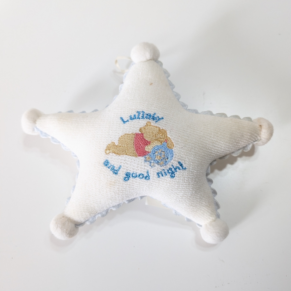 Disneys Winnie the Pooh Classic Pooh Wind Up Musical Crib Toy Plush Lullaby Star